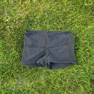 Lulu spandex shorts